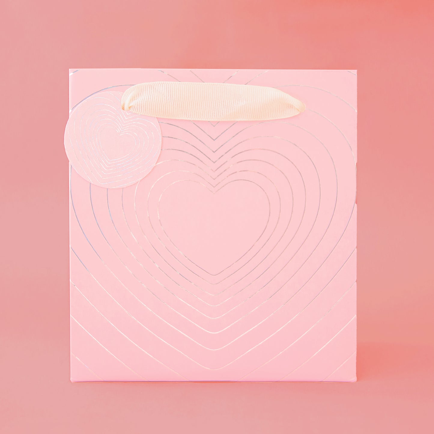 Radiating Hearts Gift Bag | Light Pink