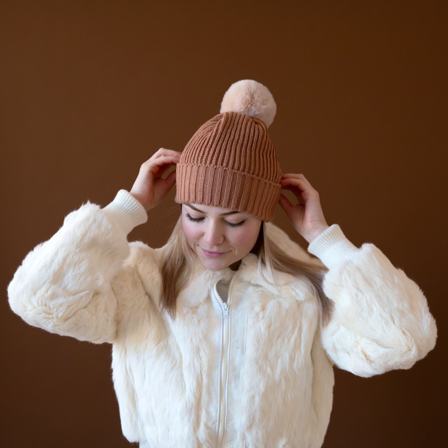 Snow Bunny Pom Hat | Chestnut